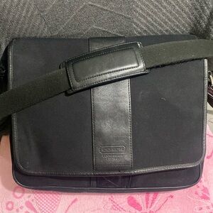 Coach Vintage Messenger Unisex Mens or Women Bag Preloved
